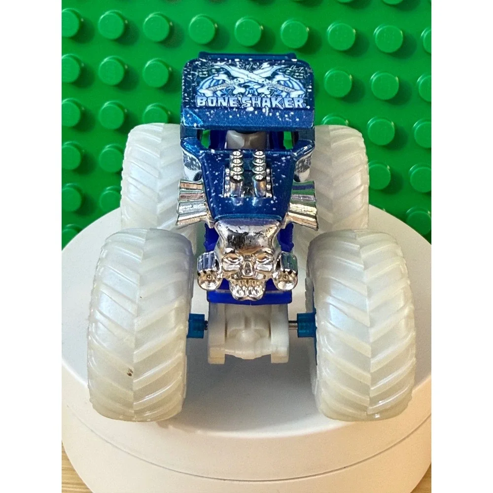 Hot Wheels Monster Trucks Bone Shaker Blizzard Blue White Diecast Toy Car